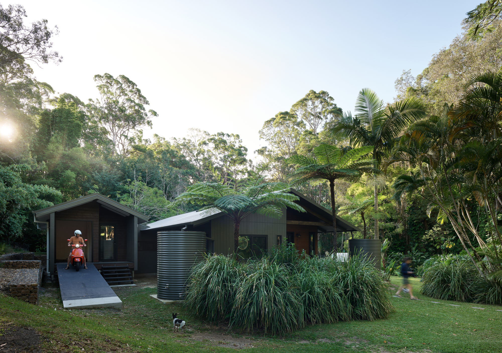 ELANORA HOUSE FOR PTMA ARCHITECTURE