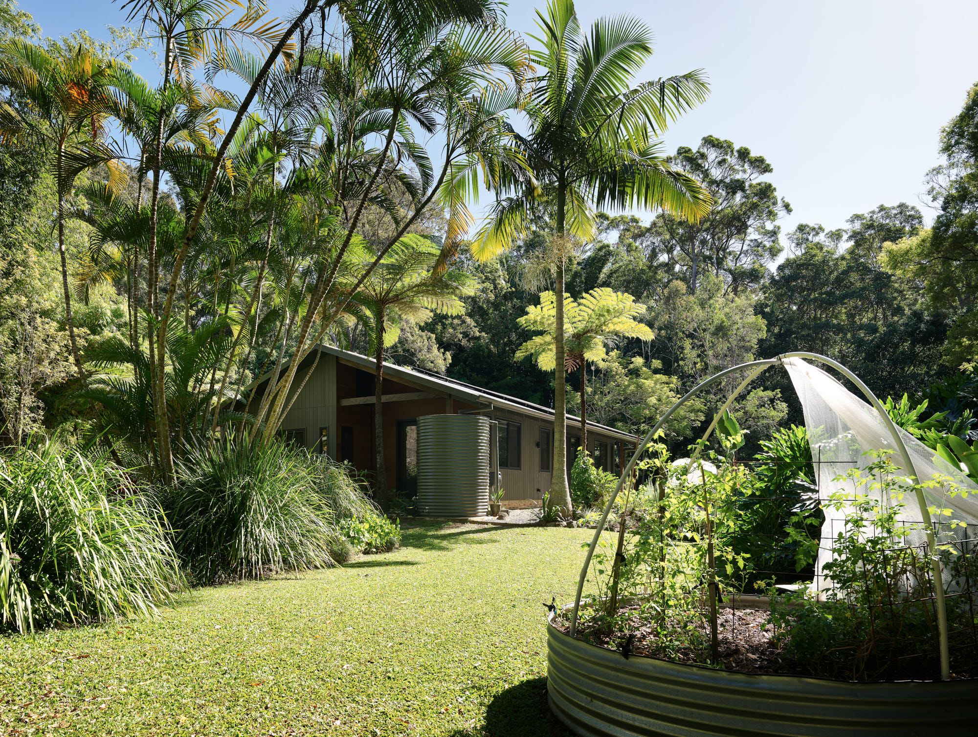 ELANORA HOUSE FOR PTMA ARCHITECTURE