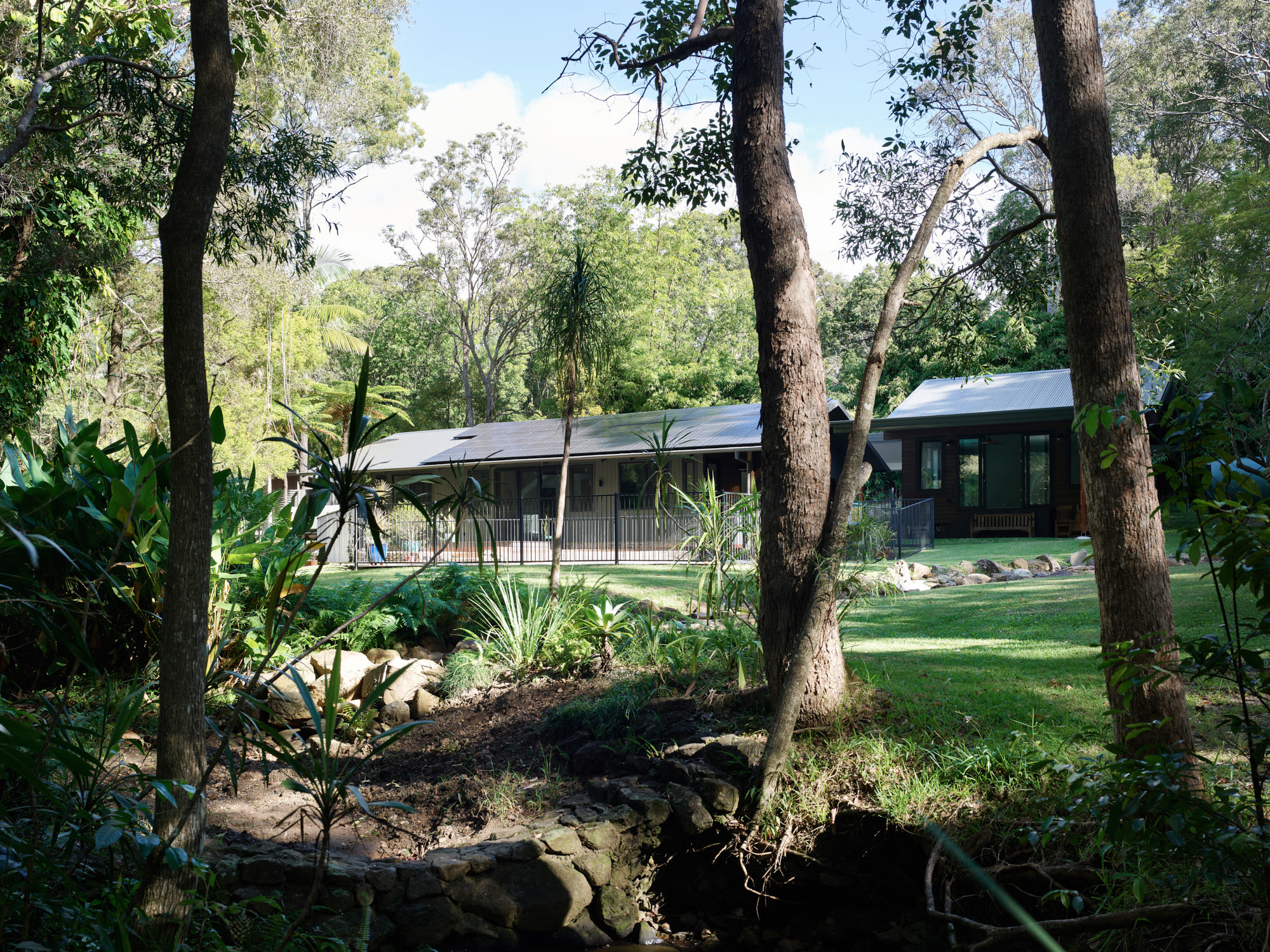 ELANORA HOUSE FOR PTMA ARCHITECTURE