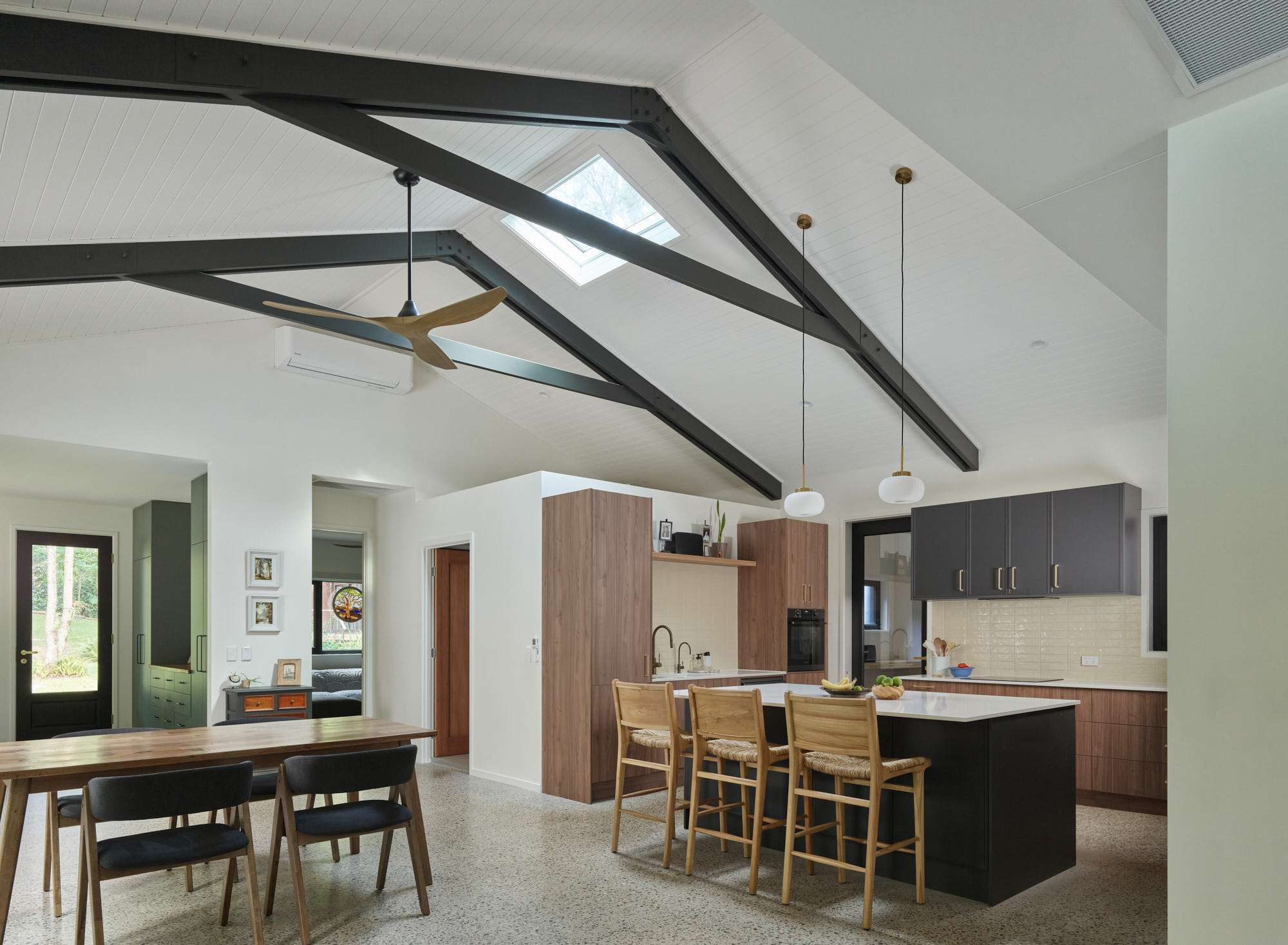 ELANORA HOUSE FOR PTMA ARCHITECTURE